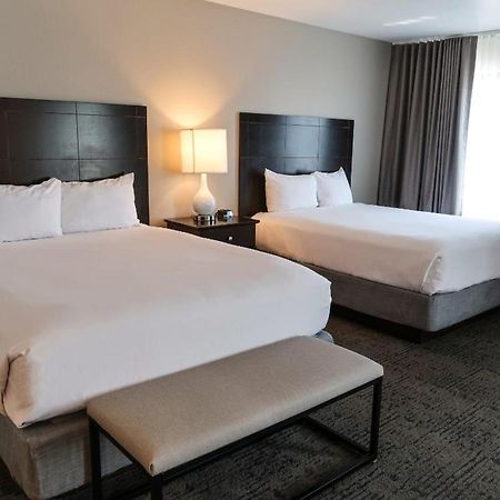 Oxford Suites Portland - Jantzen Beach Eksteriør billede