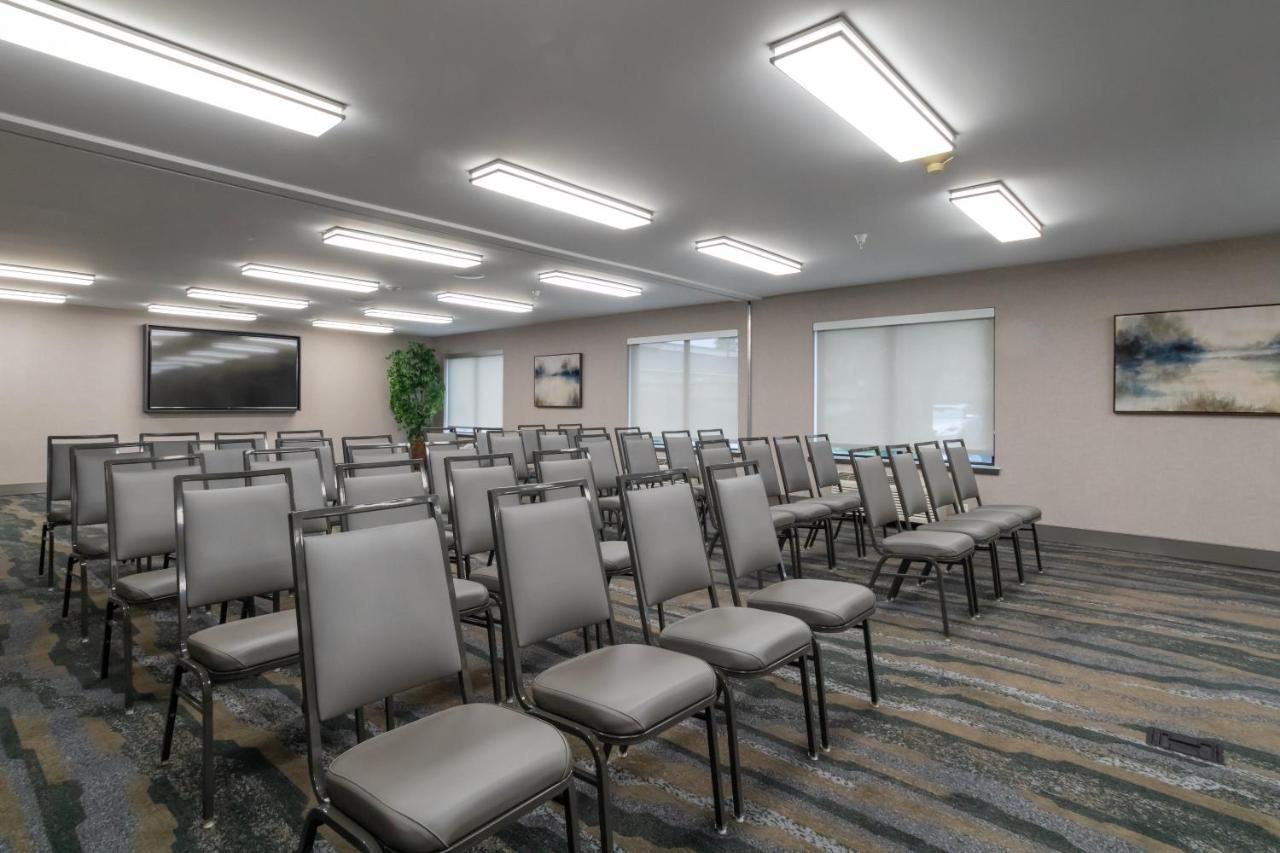 Oxford Suites Portland - Jantzen Beach Eksteriør billede