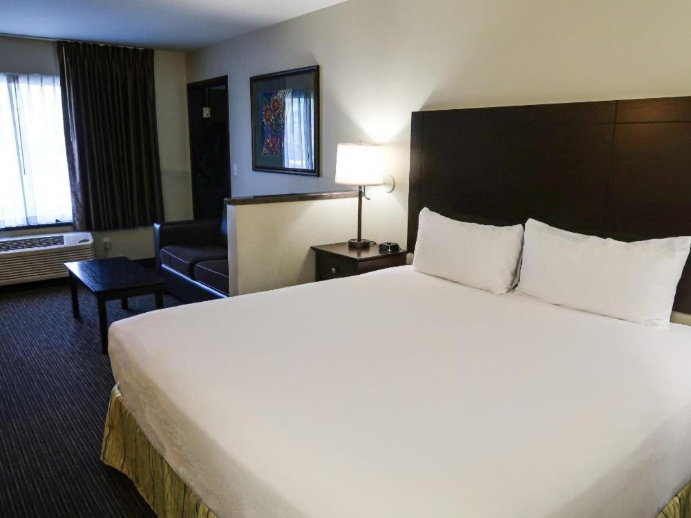 Oxford Suites Portland - Jantzen Beach Eksteriør billede